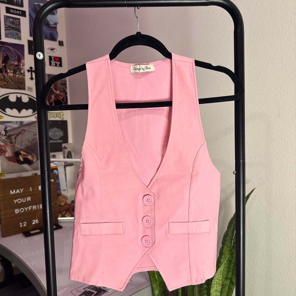 Design by Olivia Pink Button-Up Vest Size Small